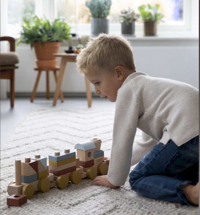 Trenulet din lemn pentru stivuire - Sailors Bay - Little Dutch