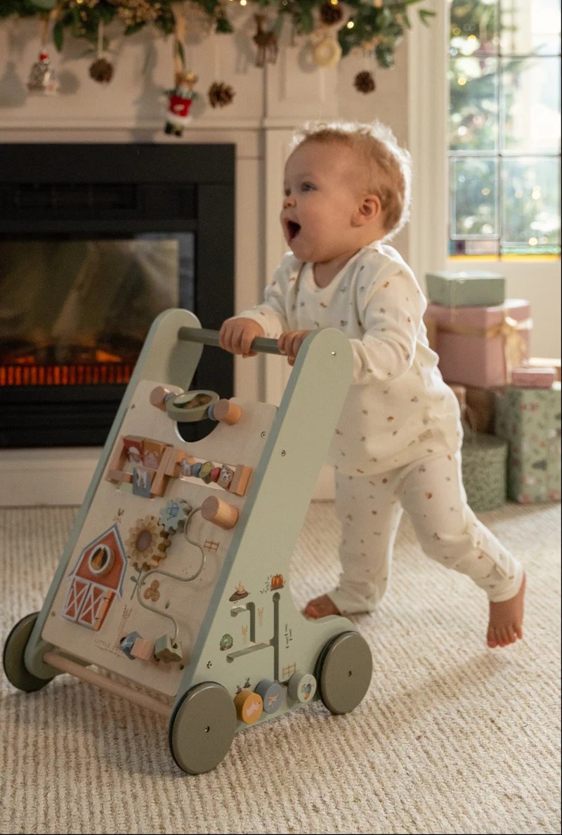 Antemergator/Premergator din lemn FSC cu activitati - Little Farm - Little Dutch
