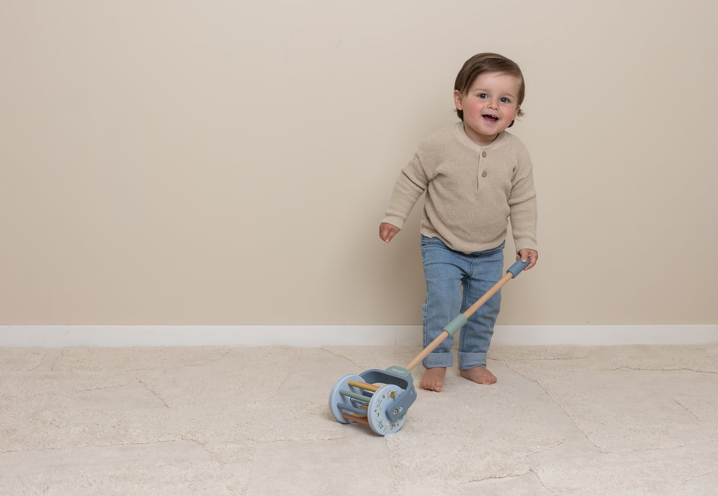 Толкающая игрушка из FSC-дерева – Forest Friends – Little Dutch