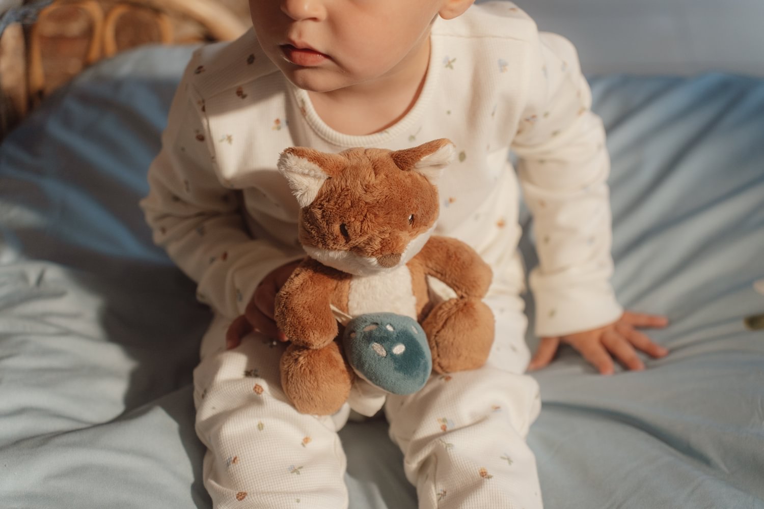 Плюшевая игрушка – Лисёнок с грибочком – Forest Friends – Little Dutch