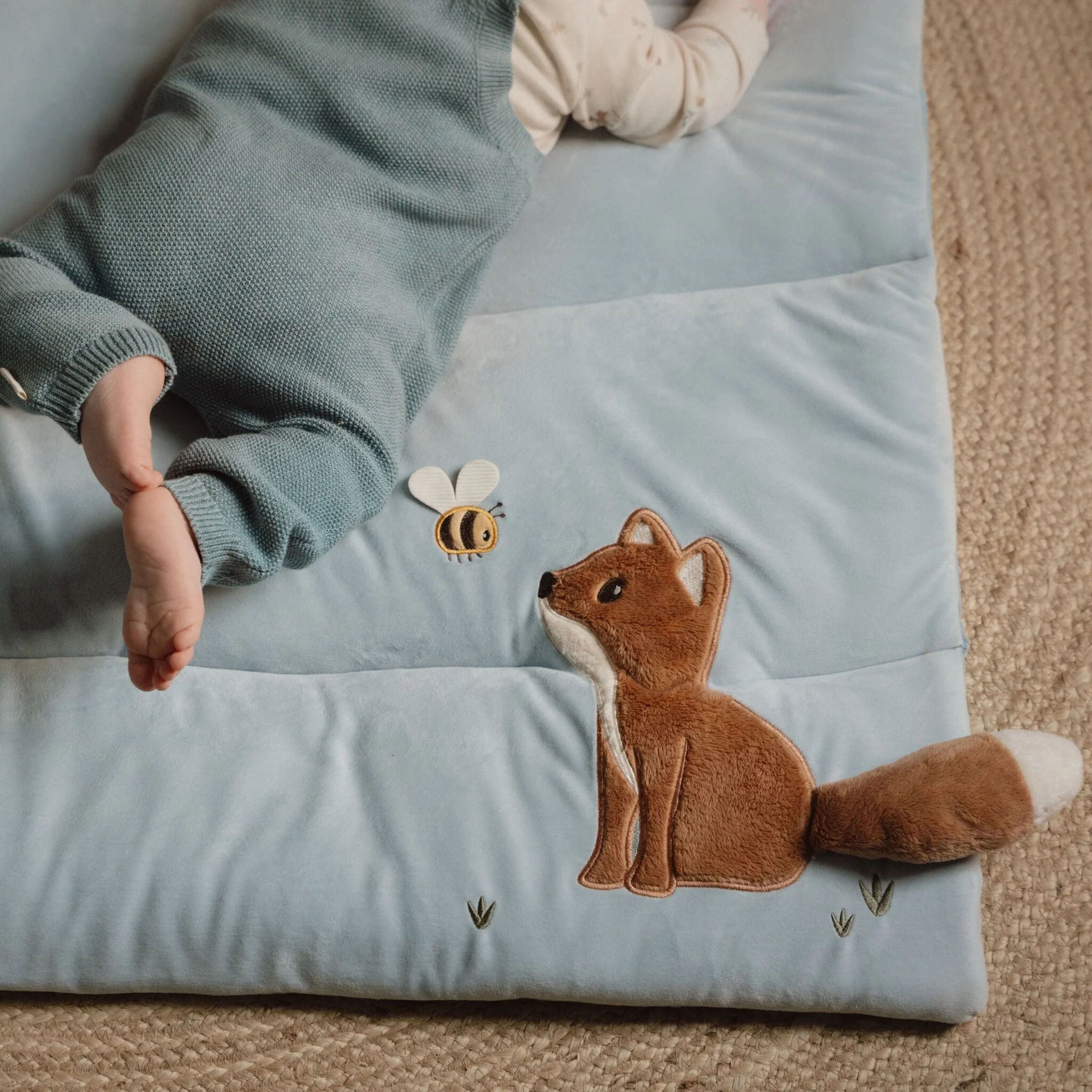 Salteluta cu activitati senzoriale - Forest Friends - Little Dutch