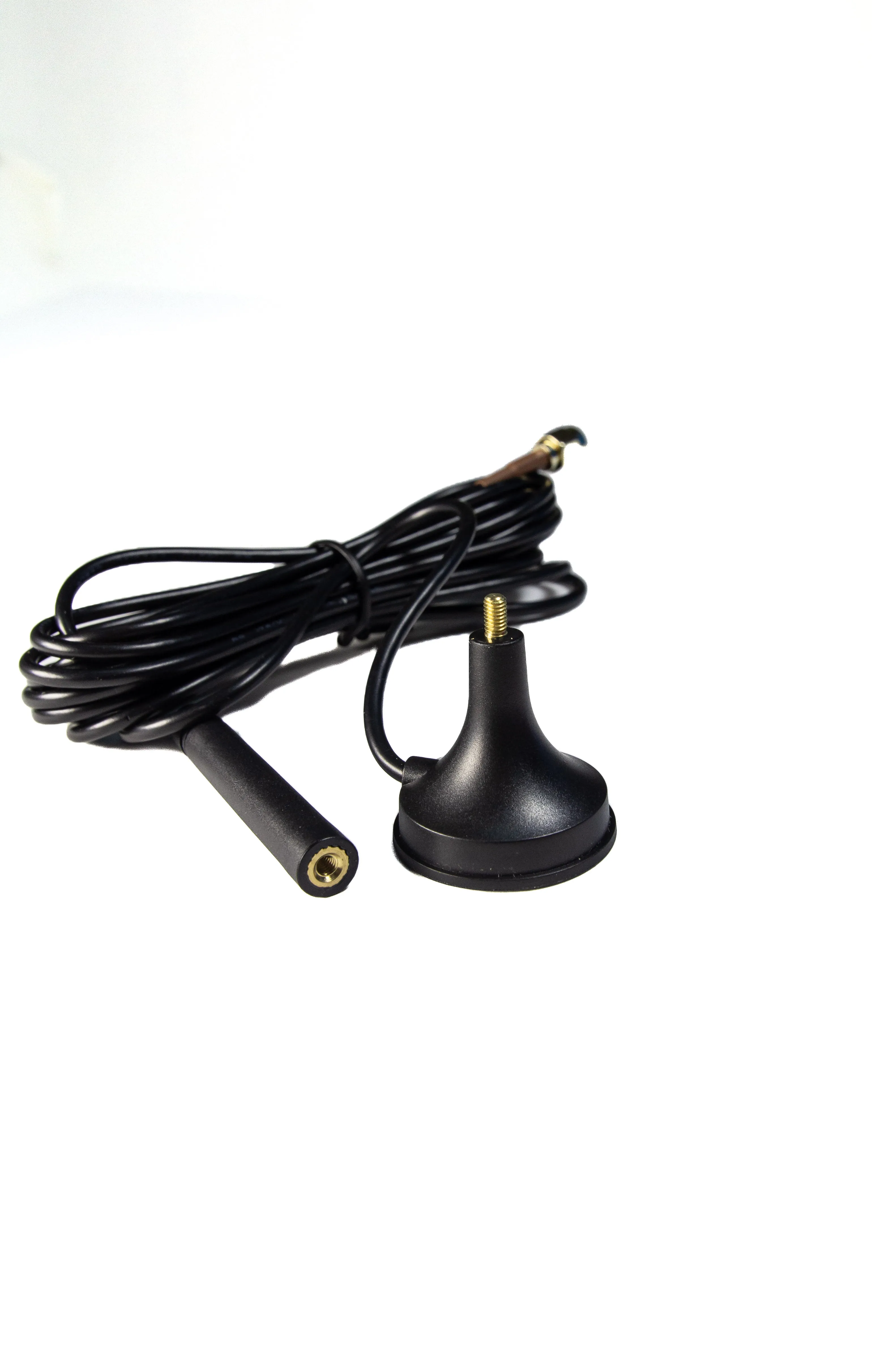 Mobile magnetic SMA antena