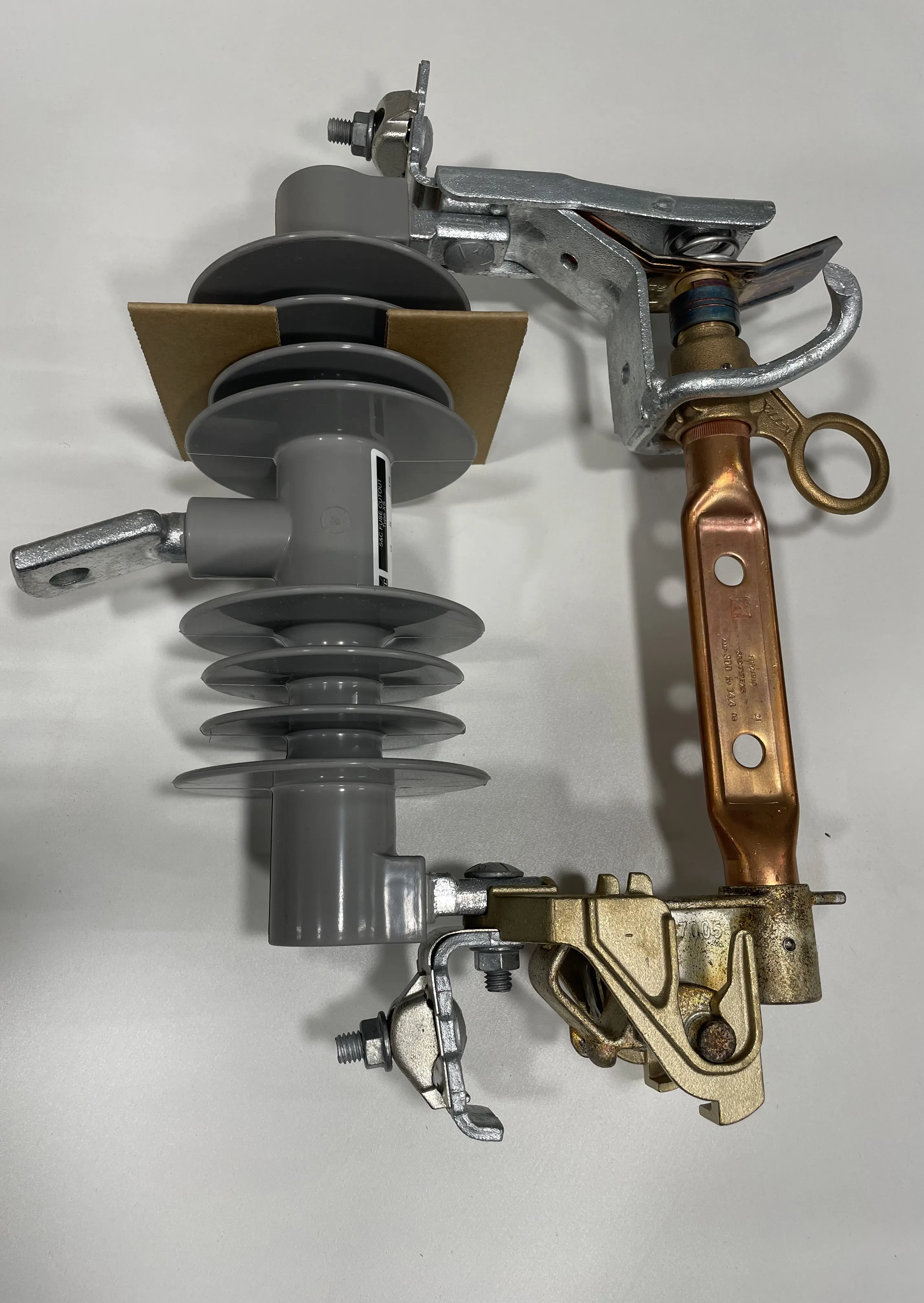 S&C Disconnect 14.4kV 300A w/ polymer