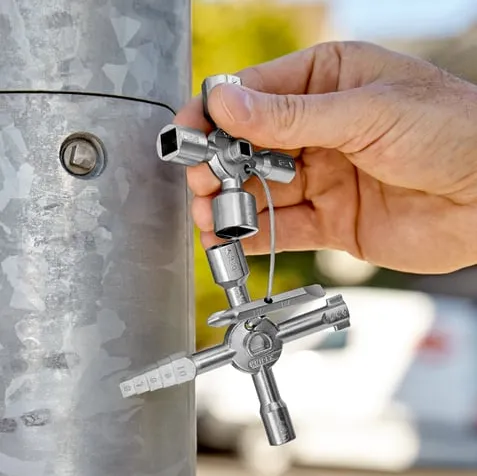 001101 Cheie dubla universala dulapuri electrice 