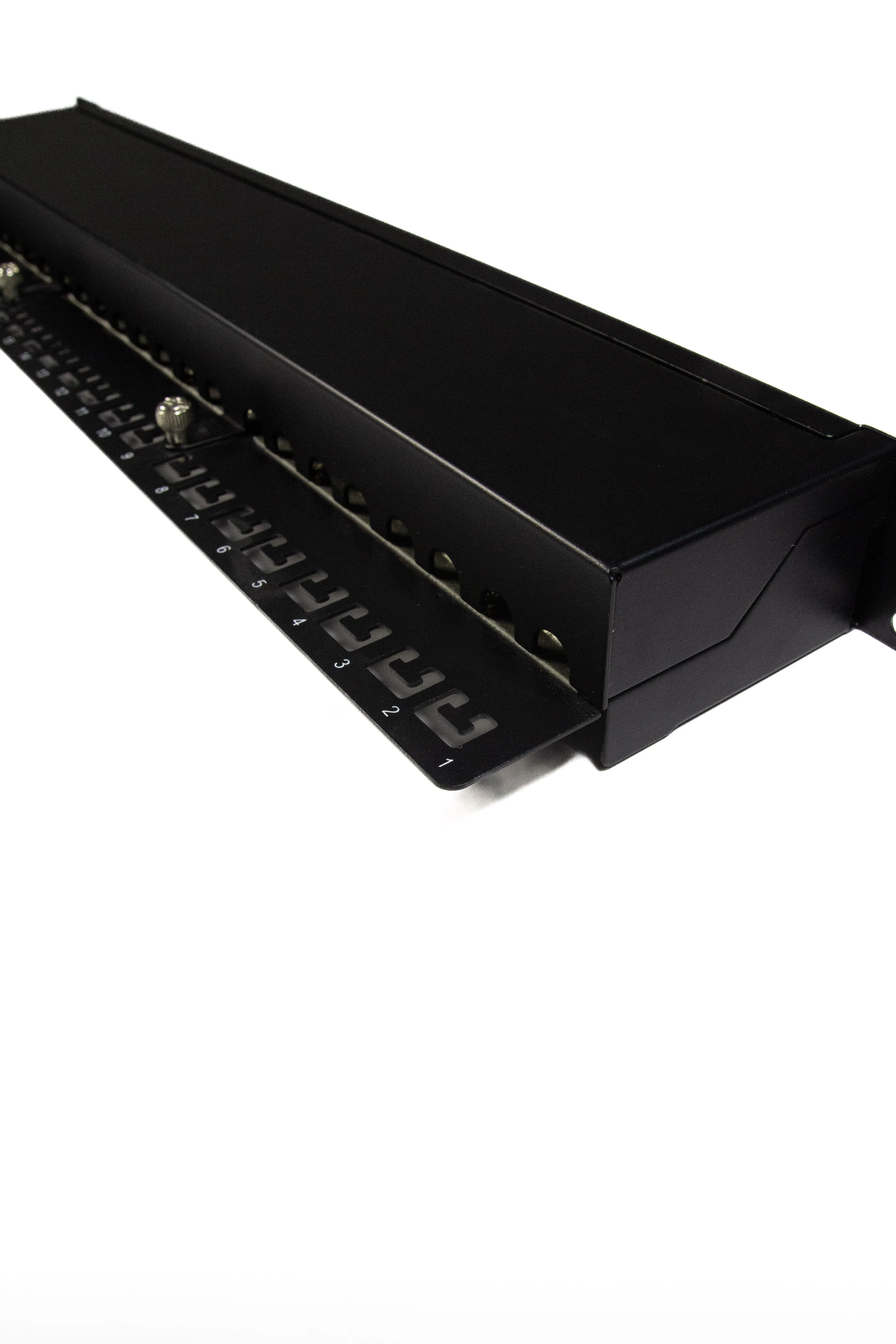 Patch panel 19"" 24*RJ45 cat 6 ecranat