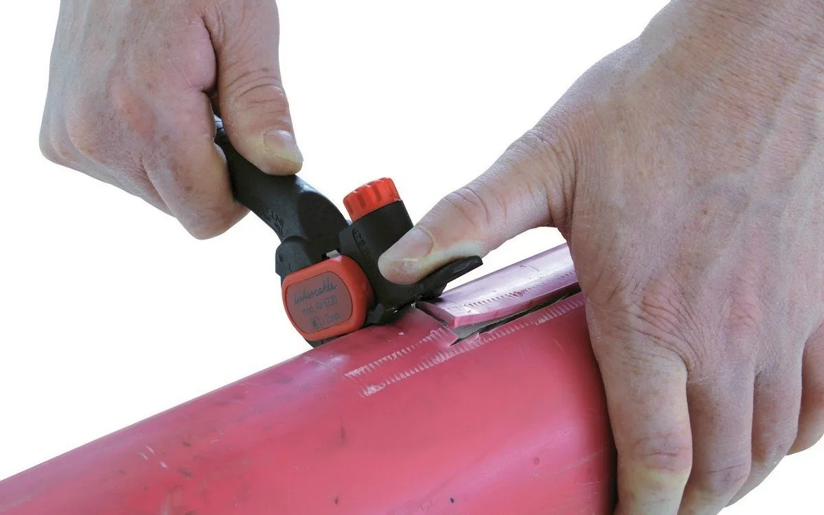 Striper pt scoaterea izolatiei cabl. din polimer 25-300mm2 (AV6220 AMS)