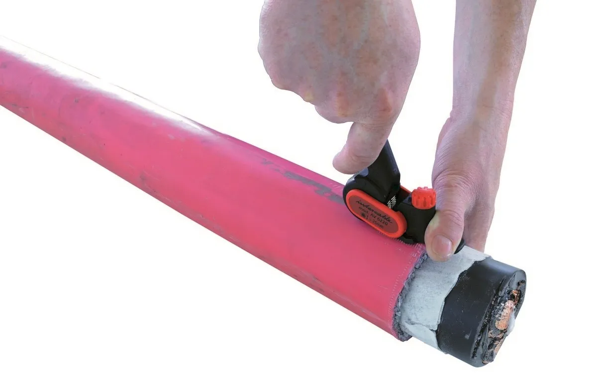 Striper pt scoaterea izolatiei cabl. din polimer 25-300mm2 (AV6220 AMS)