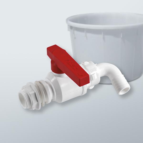 Кран пластиковый для кадки D. 1" П  STP