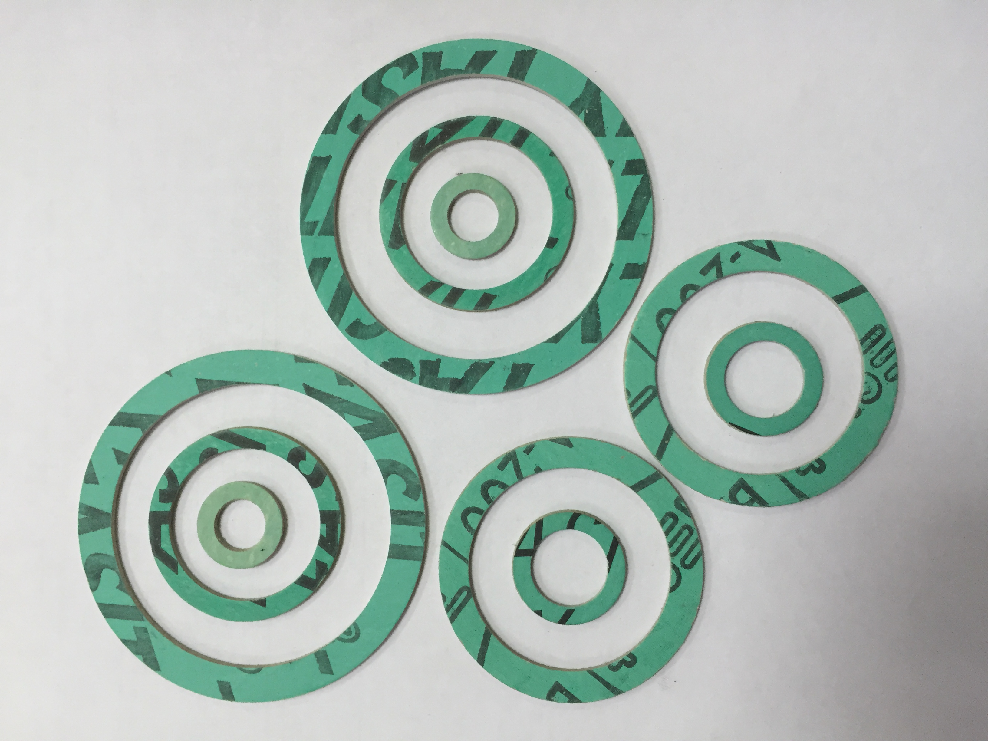 Garnitura fibra pentru radiator fonta D. 1" x 2 mm D