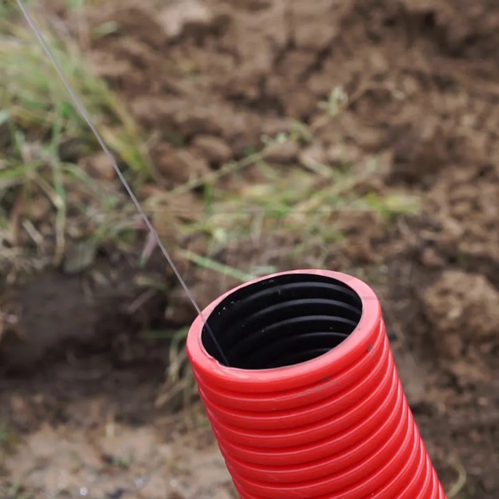 Teava corugata D. 75 (63 mm) HDPE 250 N/m ELCOR dublu strat (rosie)