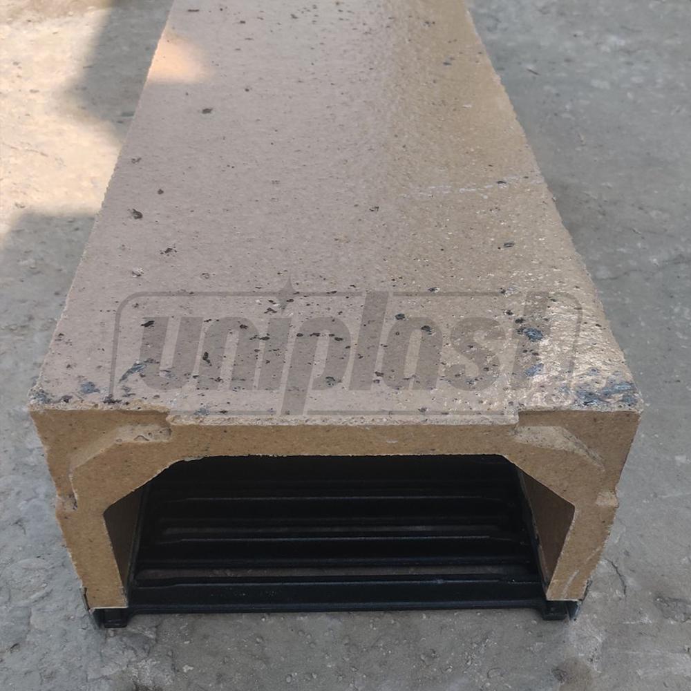 Gratar fonta canalizare cu rigola fibrobeton L=1000 mm H=200 mm B=300 mm EN124 D400 TR