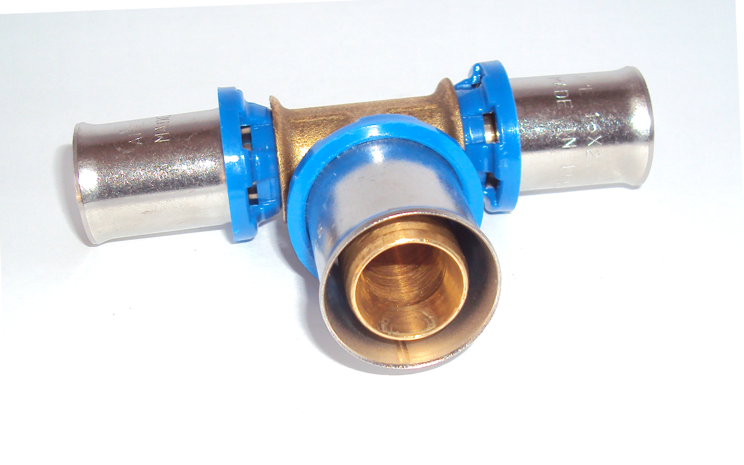 Тройник D. 16 x 20 x 16 пресс  APE