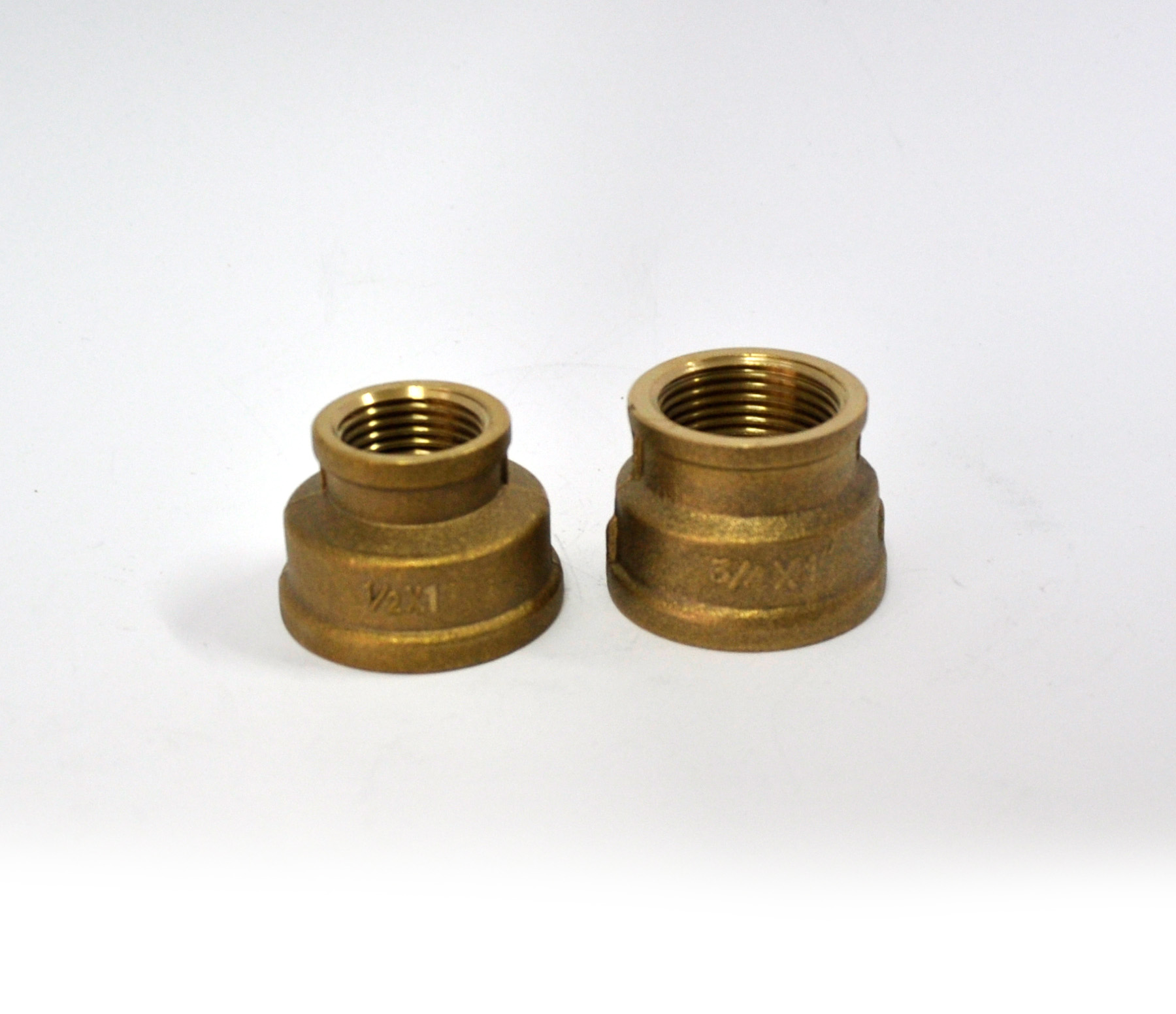 Муфта переходная D. 1" x 1/2" бронзовая