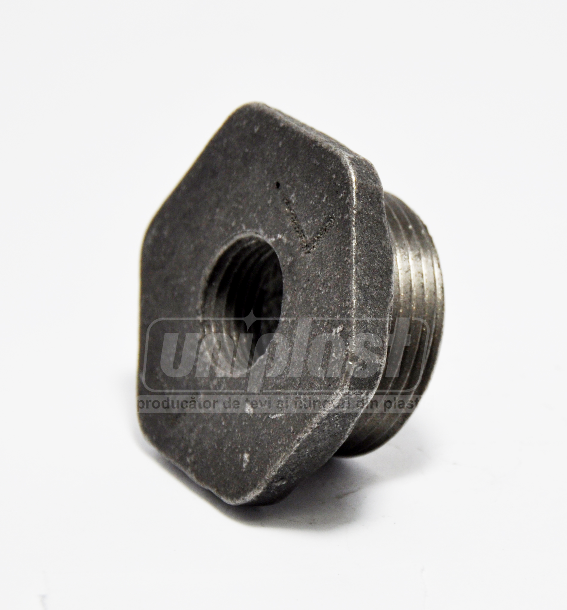 Заглушка проходная для радиатора D. 1.1/4" x 1/2" левая чугун ST