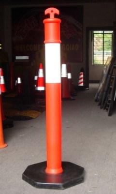 Столбик дорожный гибкий H=115 см