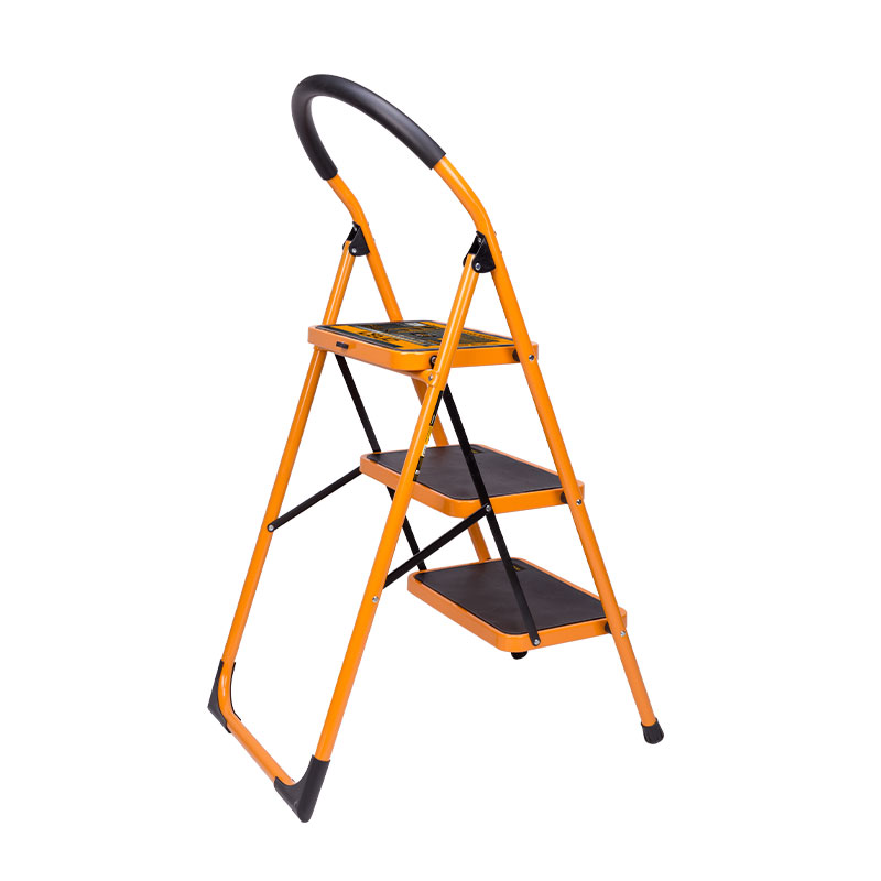 Scara din otel -3 trepte, 150 kg (480x700x111 mm)  DINGQI