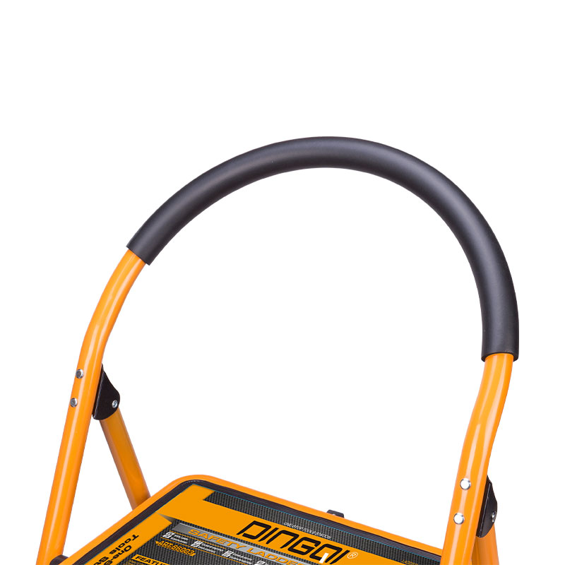 Scara din otel -3 trepte, 150 kg (480x700x111 mm)  DINGQI