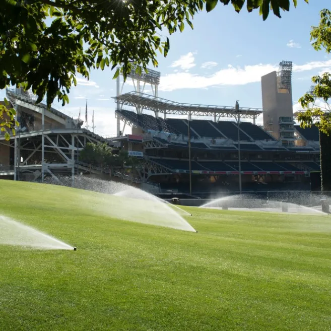 Aspersor D.  3/4" FI  I-20-04  H=10 cm, 50-360°, R4.5 m  HUNTER