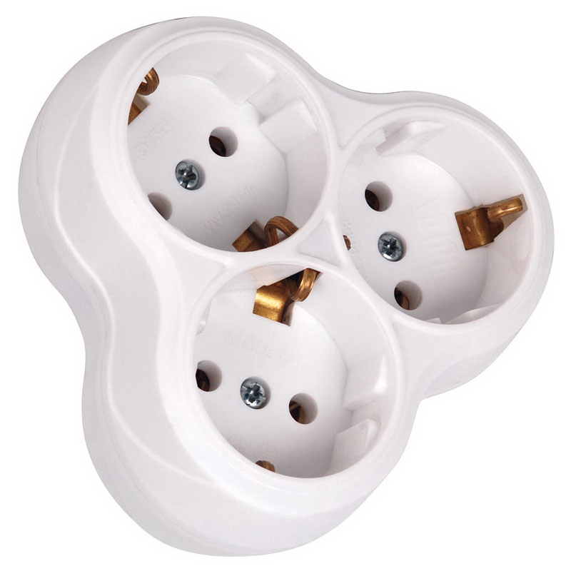 Priza tripla EURO cu pamintare 16A 250V (40 buc./cutie)