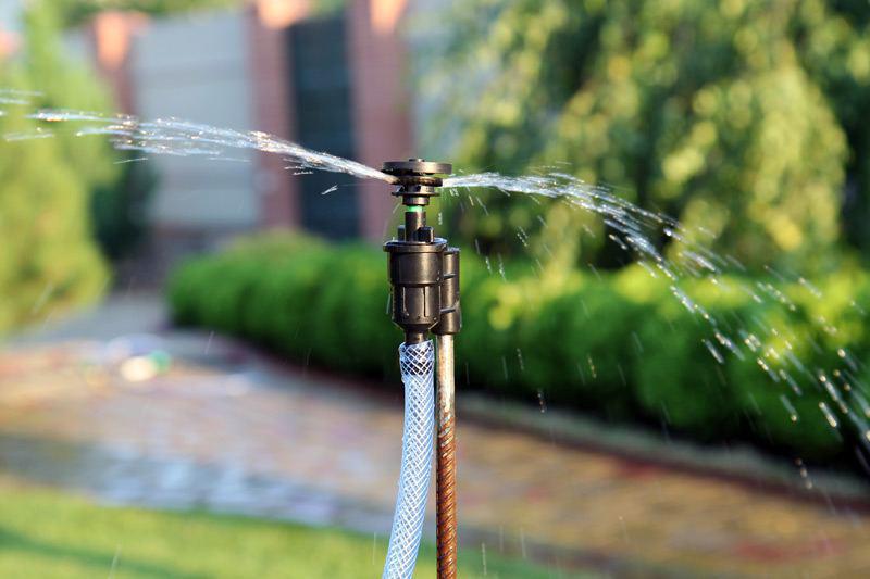 Microaspersor D. 1/2" FE 2-3 bar, 175-320 LPH  UNITAPE