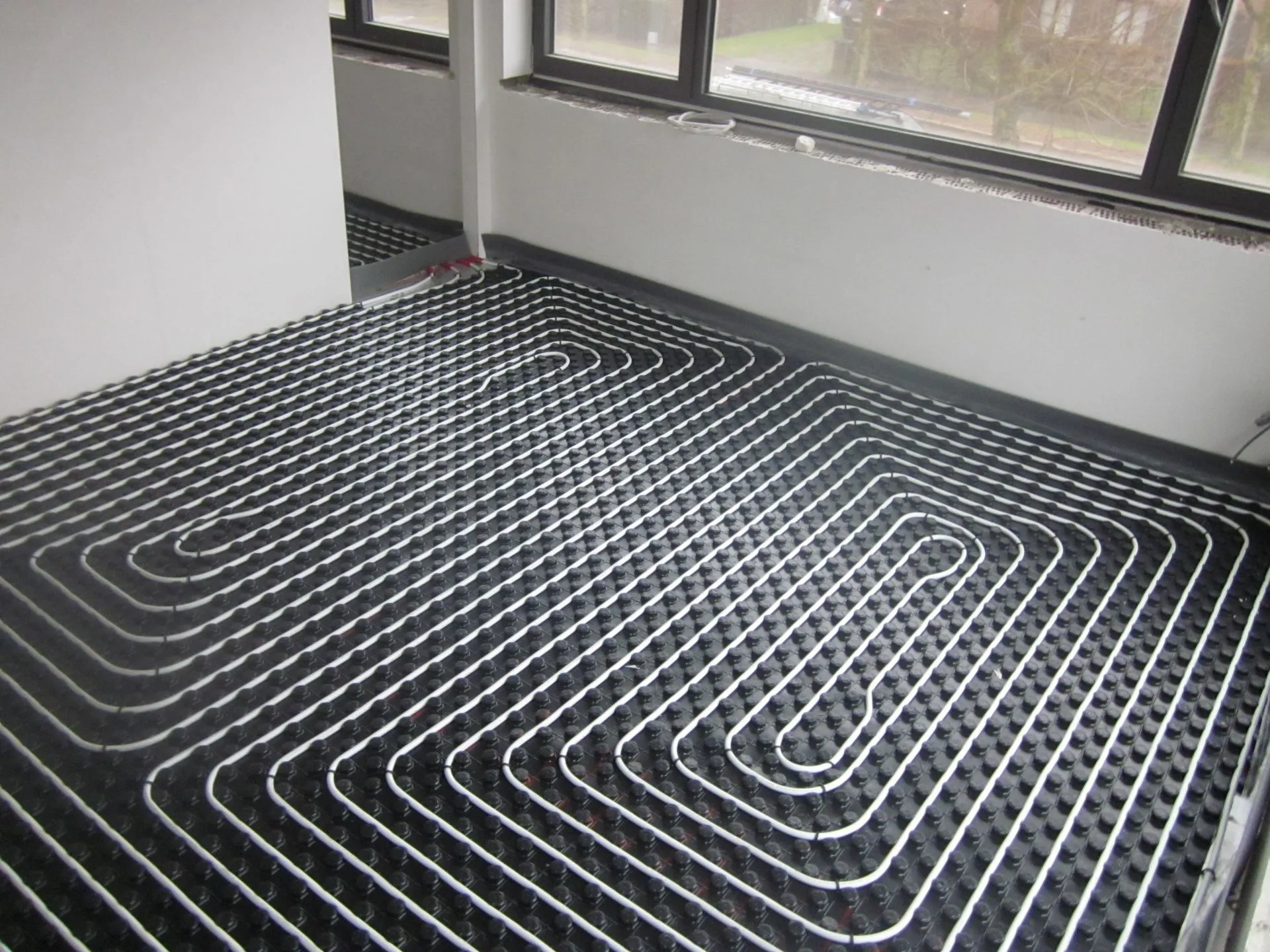 Teava PEXb HAKAN +GF+ D. 20 (podea calda) L=100 m