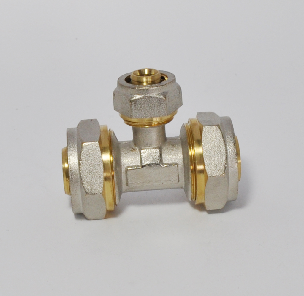 Тройник D. 26 x 16 x 26 металлопласт HS