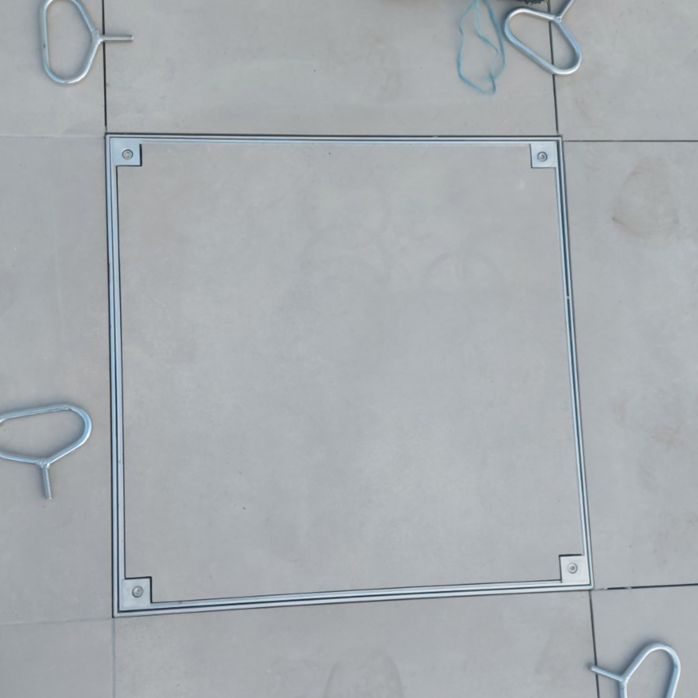 Capac pentru camin de vizitare aliminiu patrat 500x500x25 mm A15 (invizibil)