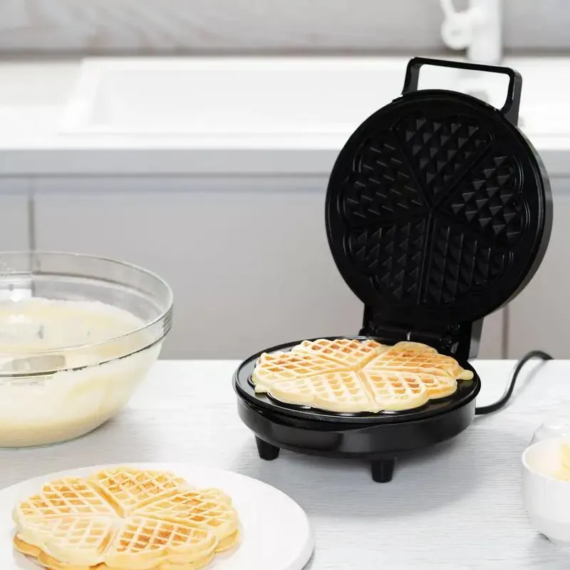 Waffle Maker Ardesto SM-L100RHEART