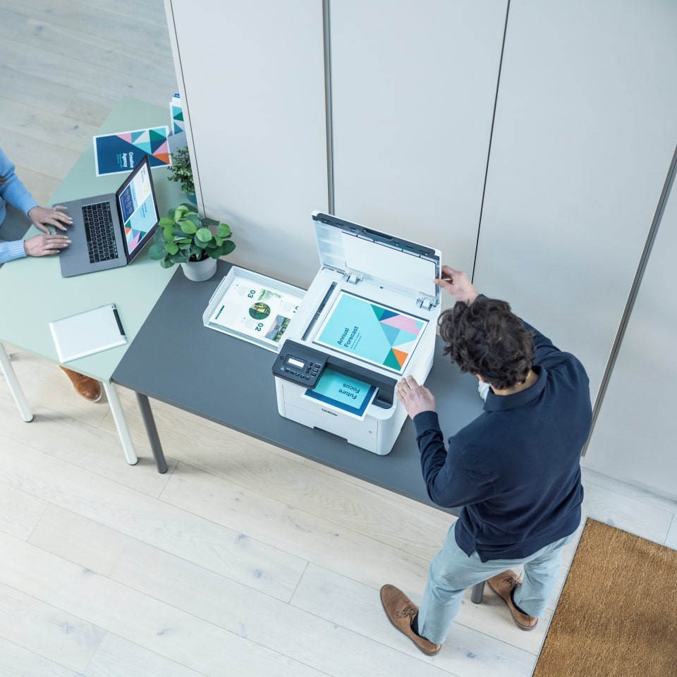 MFP Brother DCP-L3520CDW, Color, A4, 18 ppm, Duplex, Wi-Fi, USB 2.0, Toner starter 1000 pag.