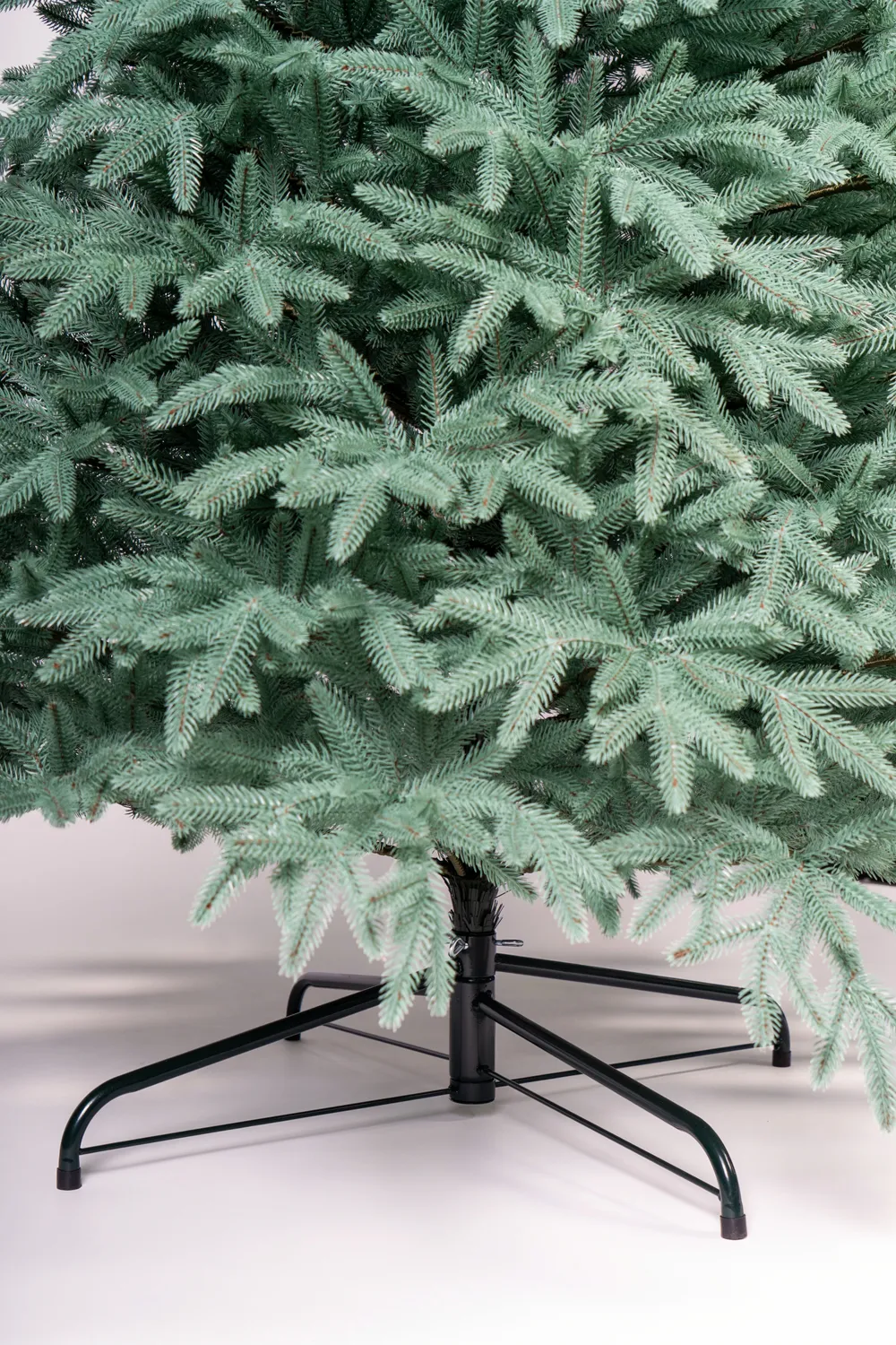 Artificial Christmas tree Nordic Blue 2.4 m 4
