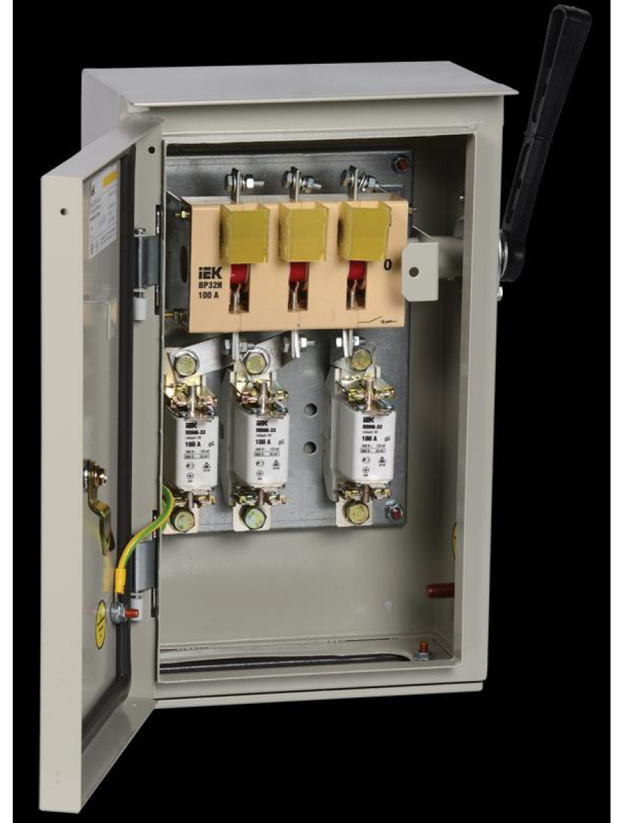 * Cutie pentru automate cu întrerupător și șiguranță 100А 74 IP54 IEK