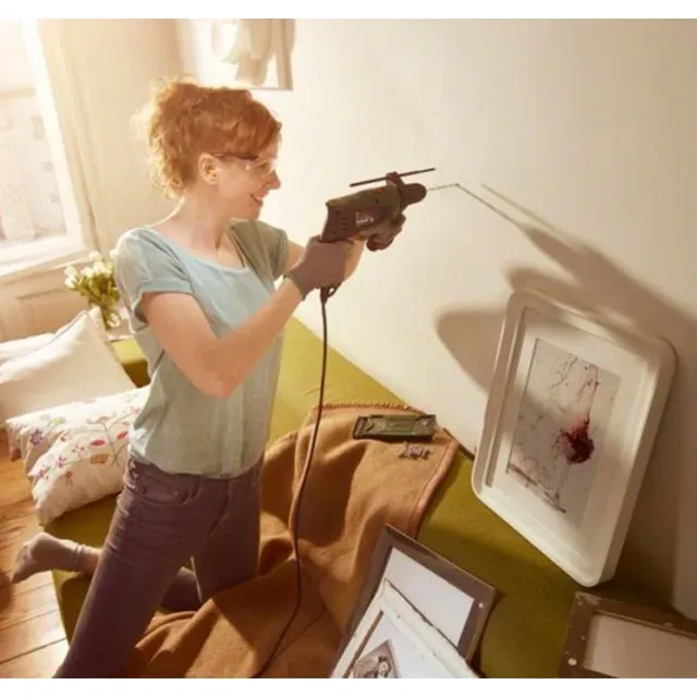 * Mașină de găurit cu percuție EASYIMPACT 550 BOSCH