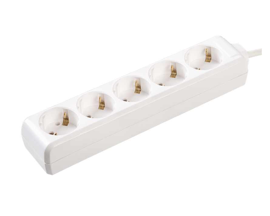 Prelungitor U 05  5  locuri 2Р+PЕ/3 metri  3х1mm2  16А/250V IEK