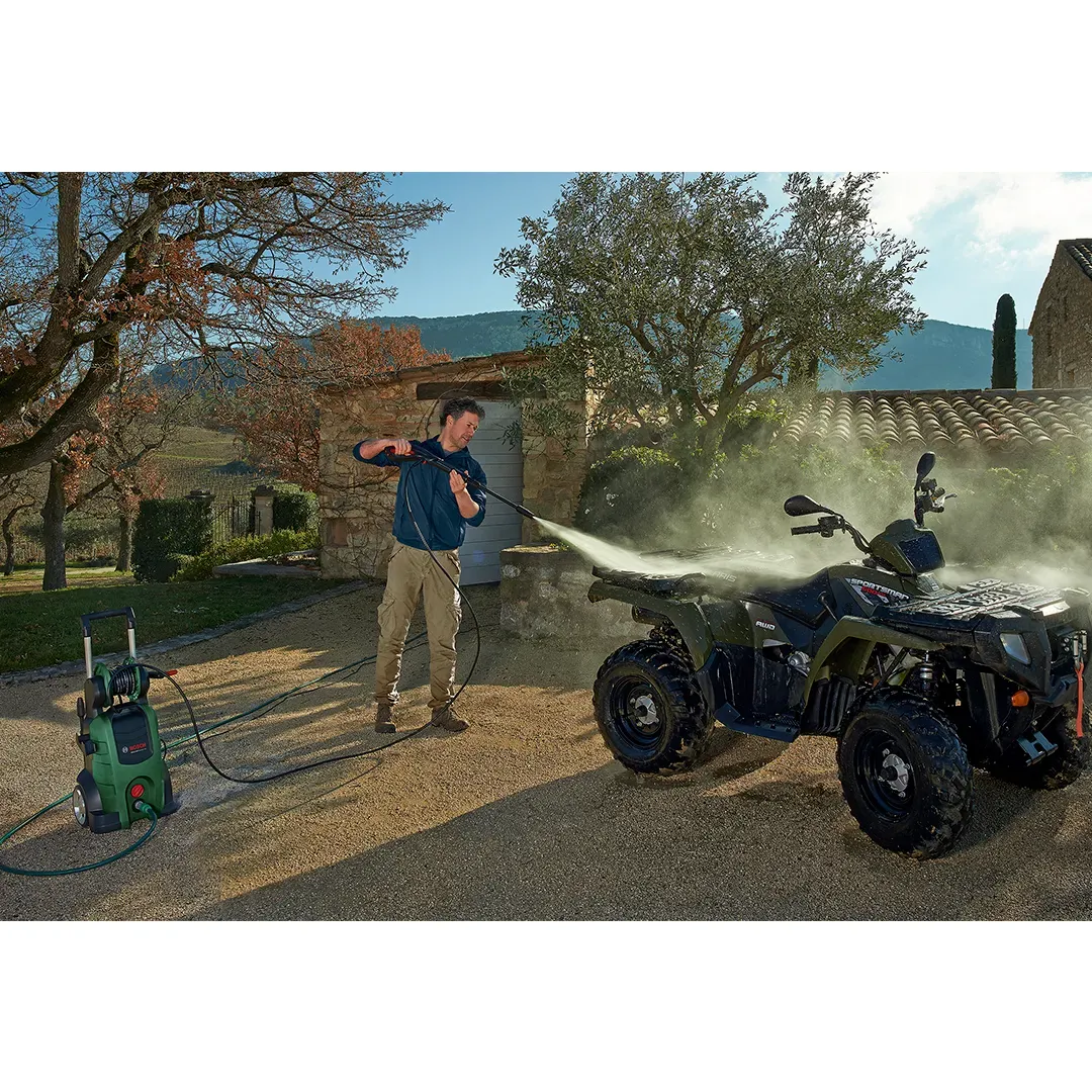 * Mașină de spălat cu presiune AdvAQUATAK 150Bar  BOSCH