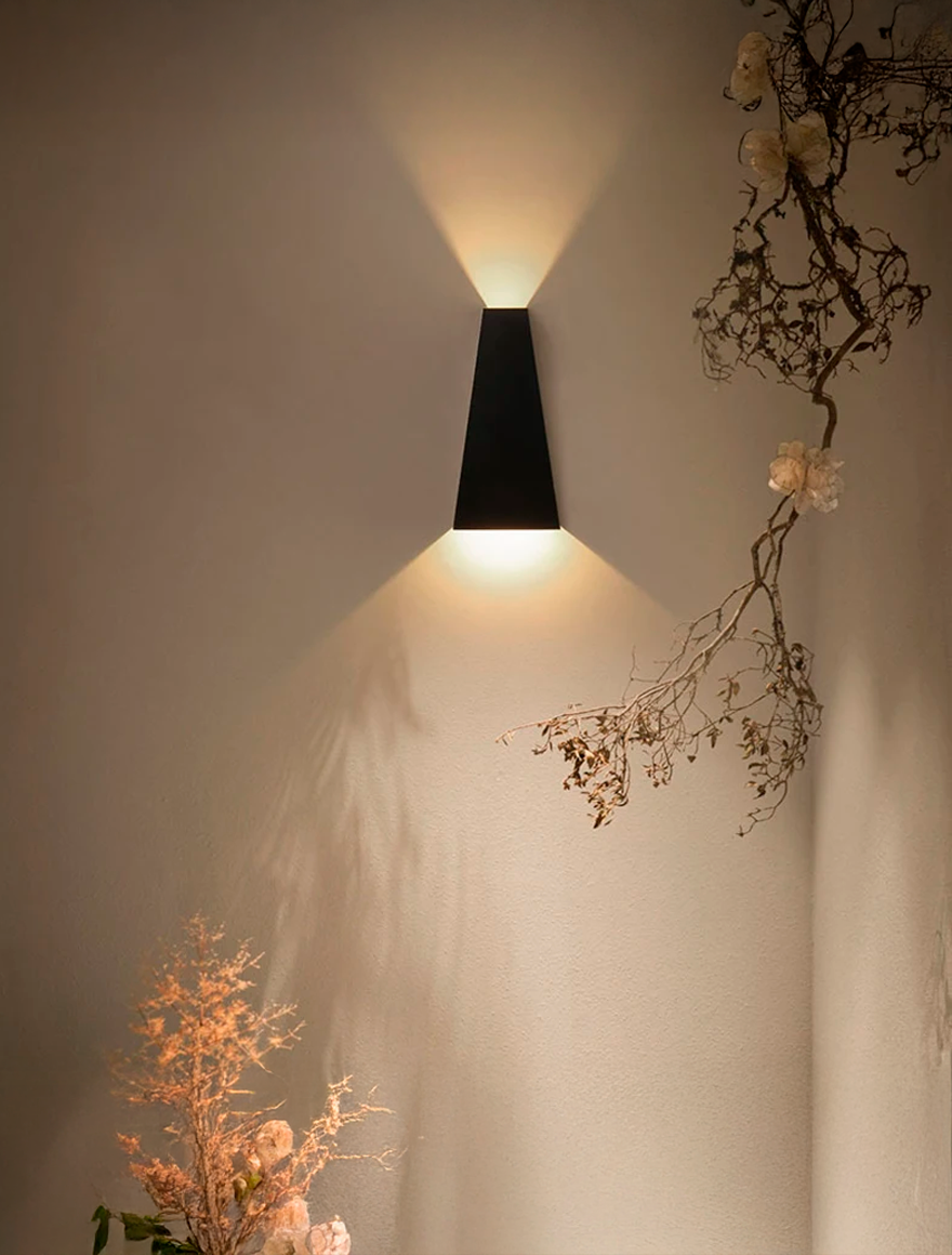 Aplică LED MK/SG-F687 2x3W 3000K neagră IP65 LuminaLED