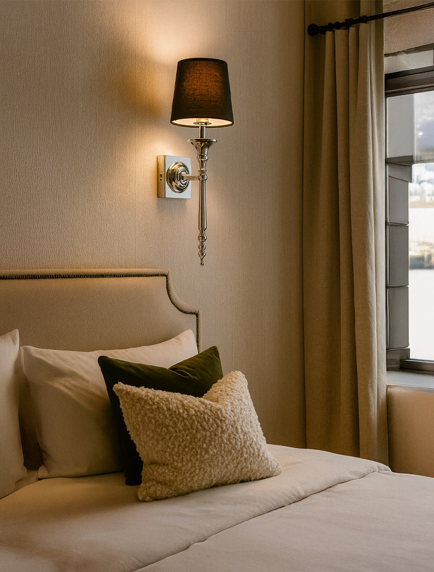 Бра CLOE RLB94875-1 1xE27 60W D160XW210XH470 хром/черный ZUMALINE