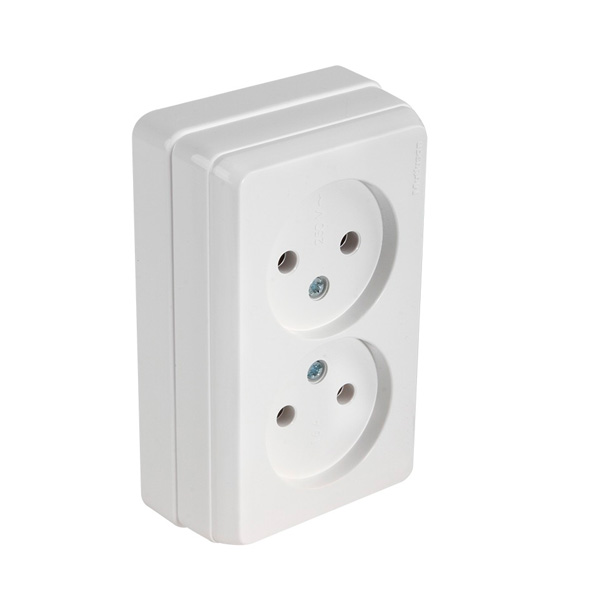 Двойная наружная розетка без заземления BRON