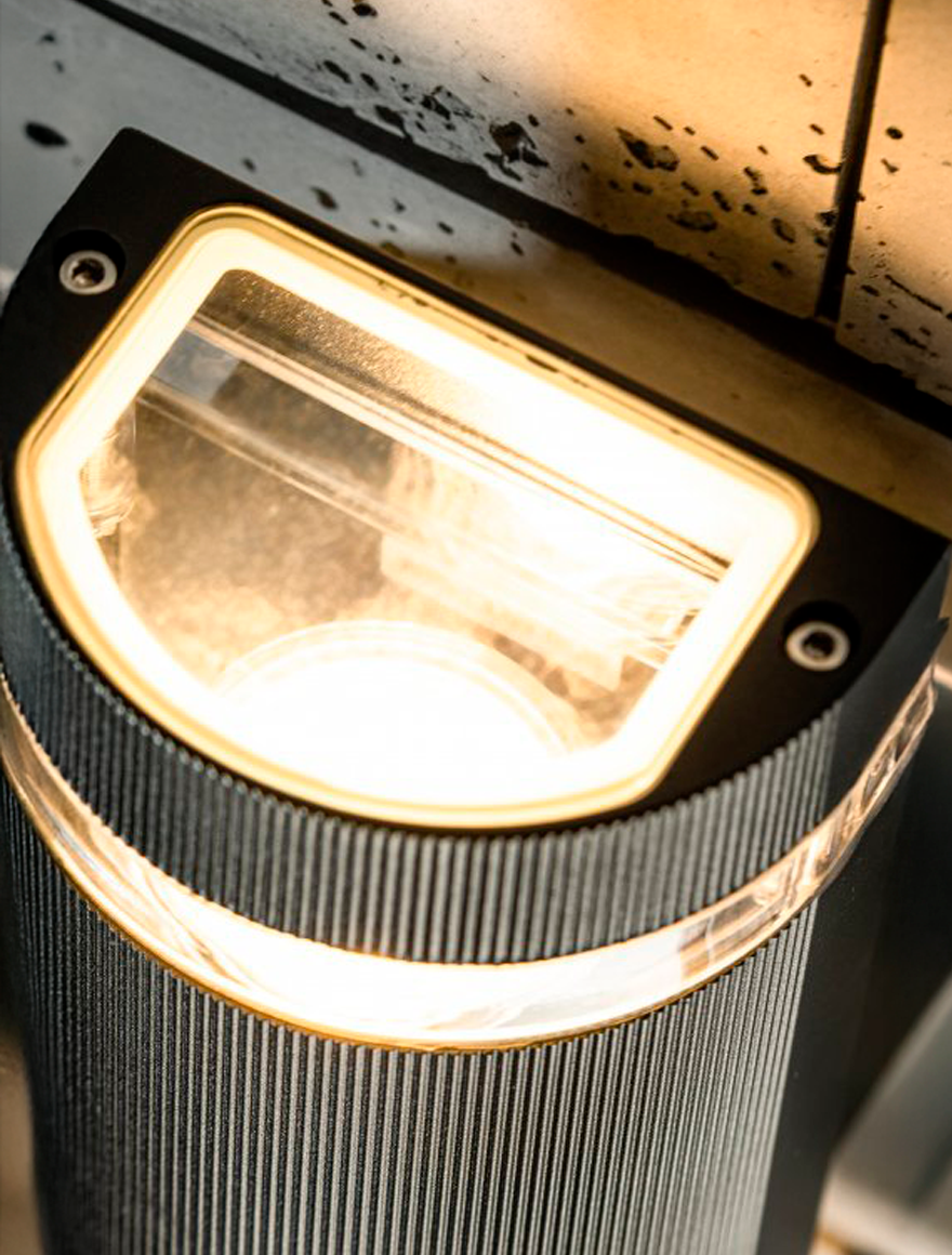 Corp de iluminare pe perete SILVA max.2x50W GU10 IP54 negru GTV210