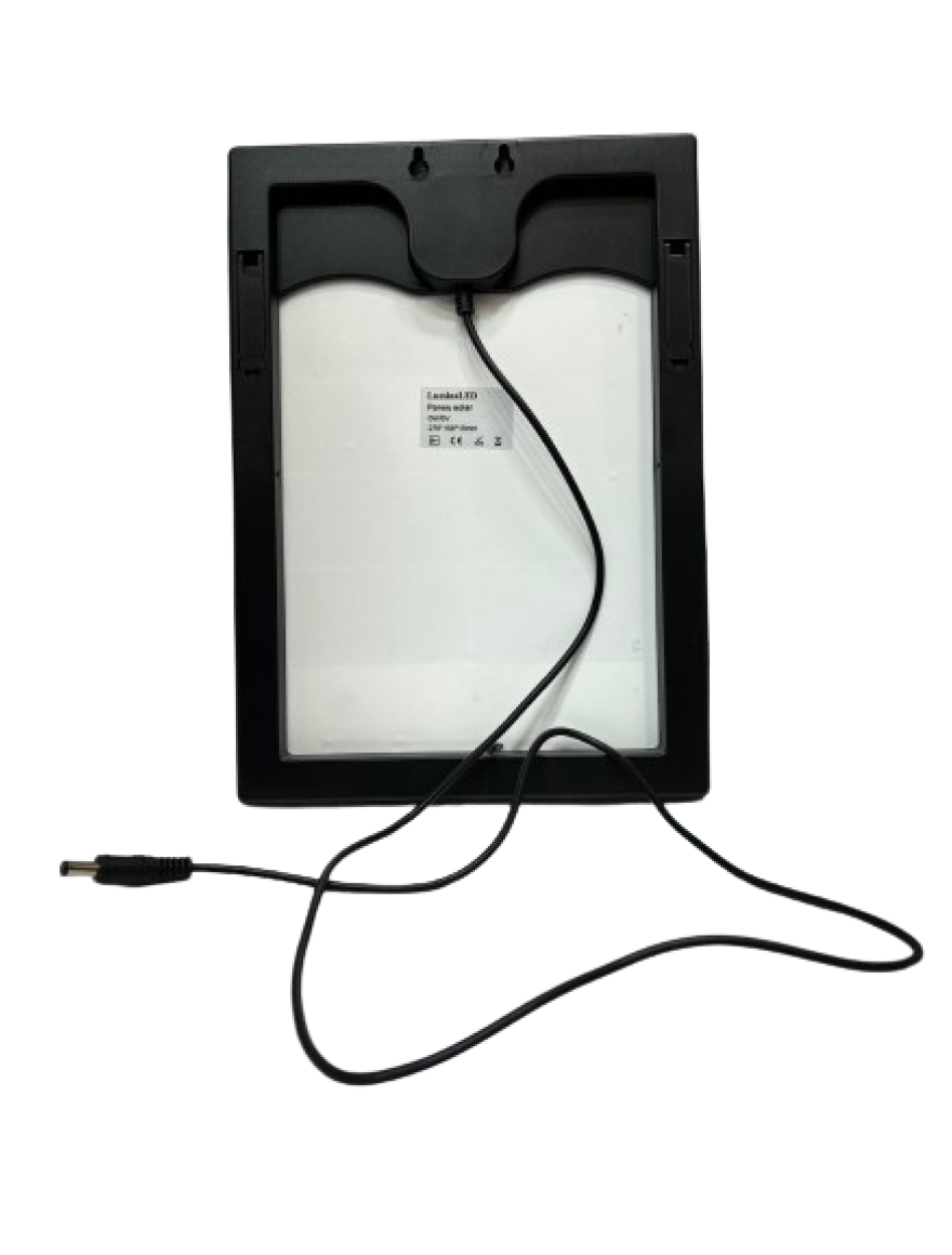 Proiector portativ cu panou solar 40W 4AH LuminaLED