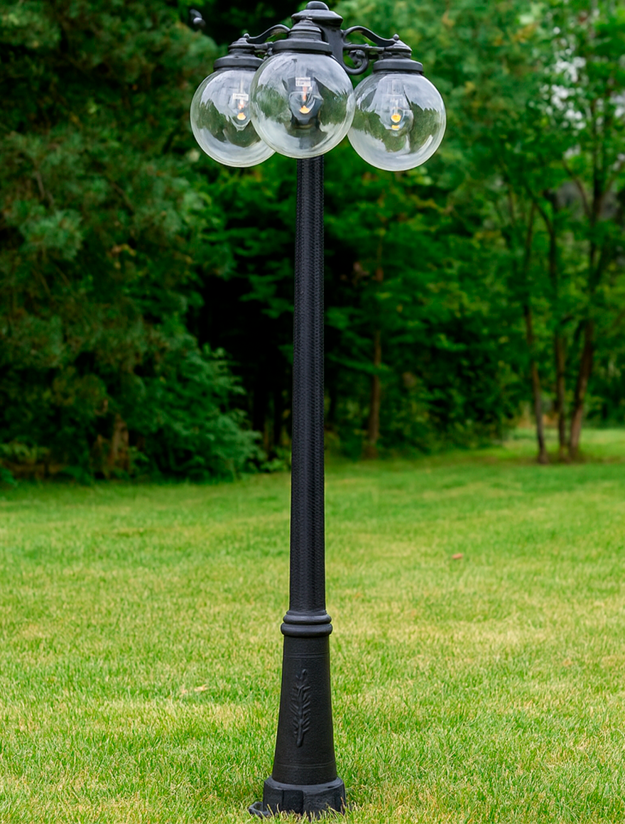 Set corp de il. G300 E27 A60 8,5W 2,7-4-6,5K 3L transp. + suport G300 3L + stâlp RICU BISSO negru 2.4M Fumagalli