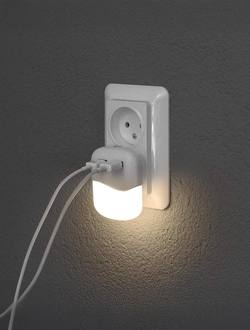 Квадратный светодиодный ночник с датчиком 0.4W 4000K 2xUSB alb V-TAC