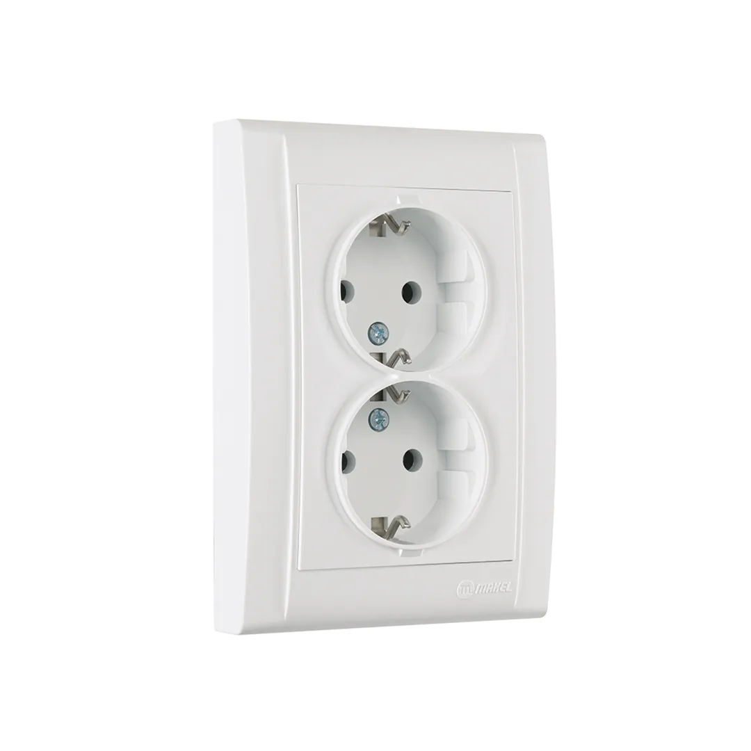 * Priză dublă interioară EURO 16A 250V DEFNE