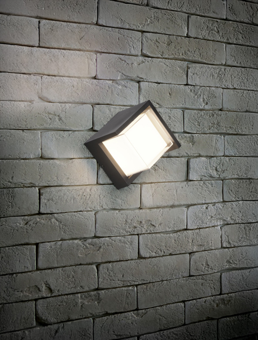 Aplică LED PUNO 8W 3000K 220V IP54 pătrată neagră mat  TRIO