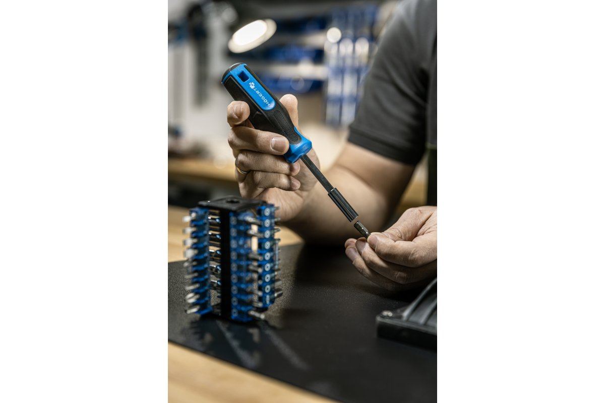 Set șurubelnițe și biti, 34 buc. HOGERT