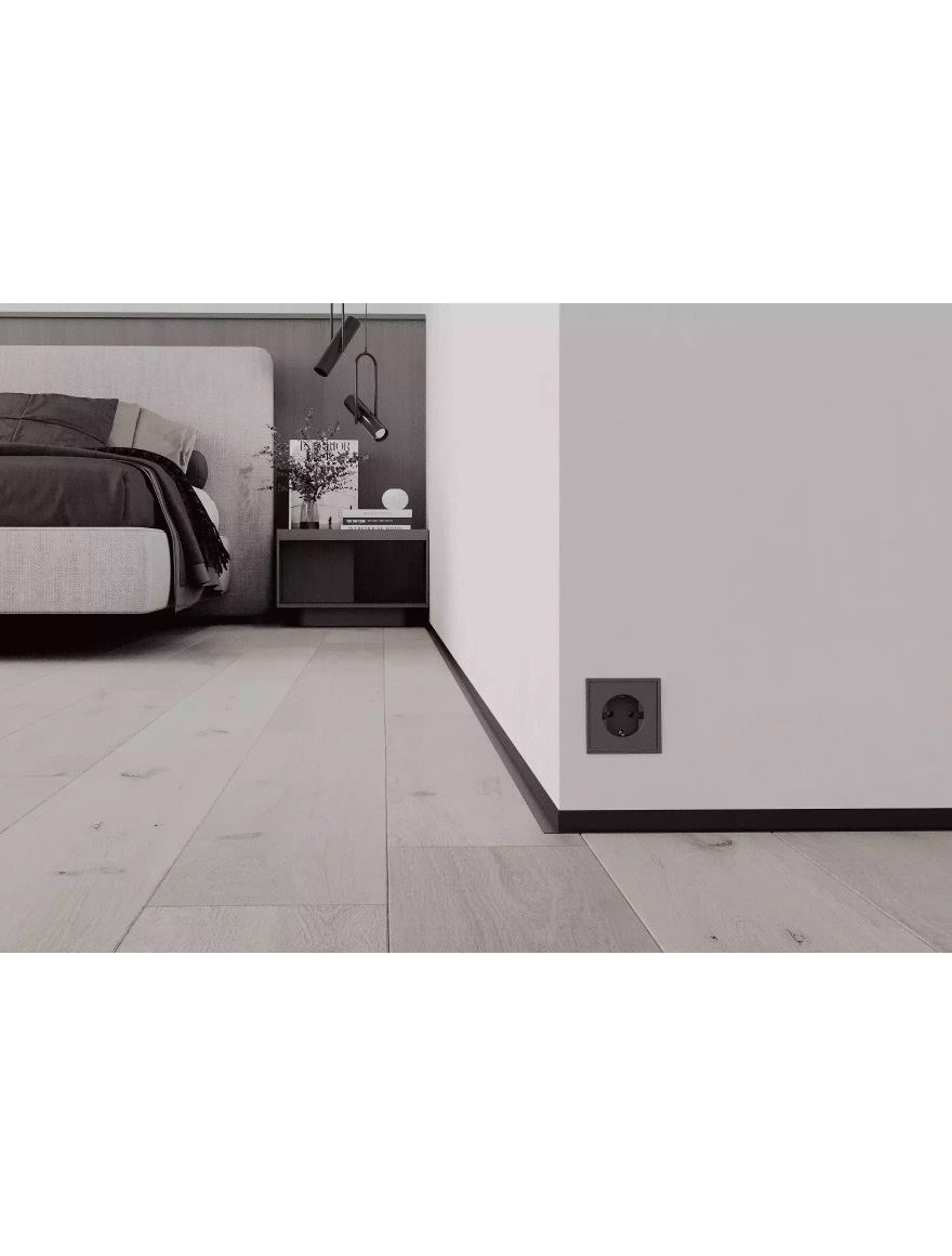 Миниатюрный алюминиевый плинтус MPA217B PP 2600 мм, черный