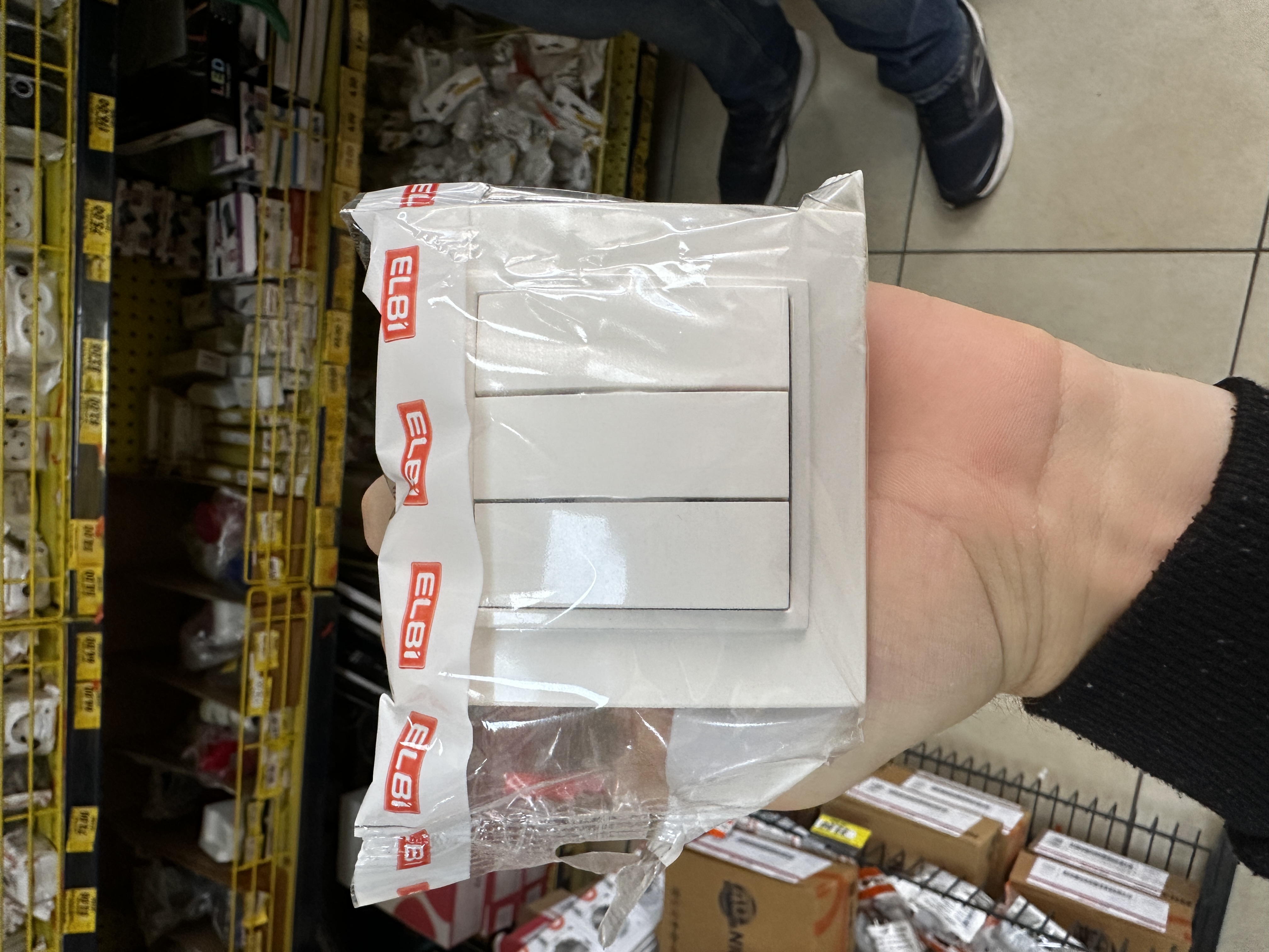 Intrerupator alb 3KL 500 010200 254 Zena