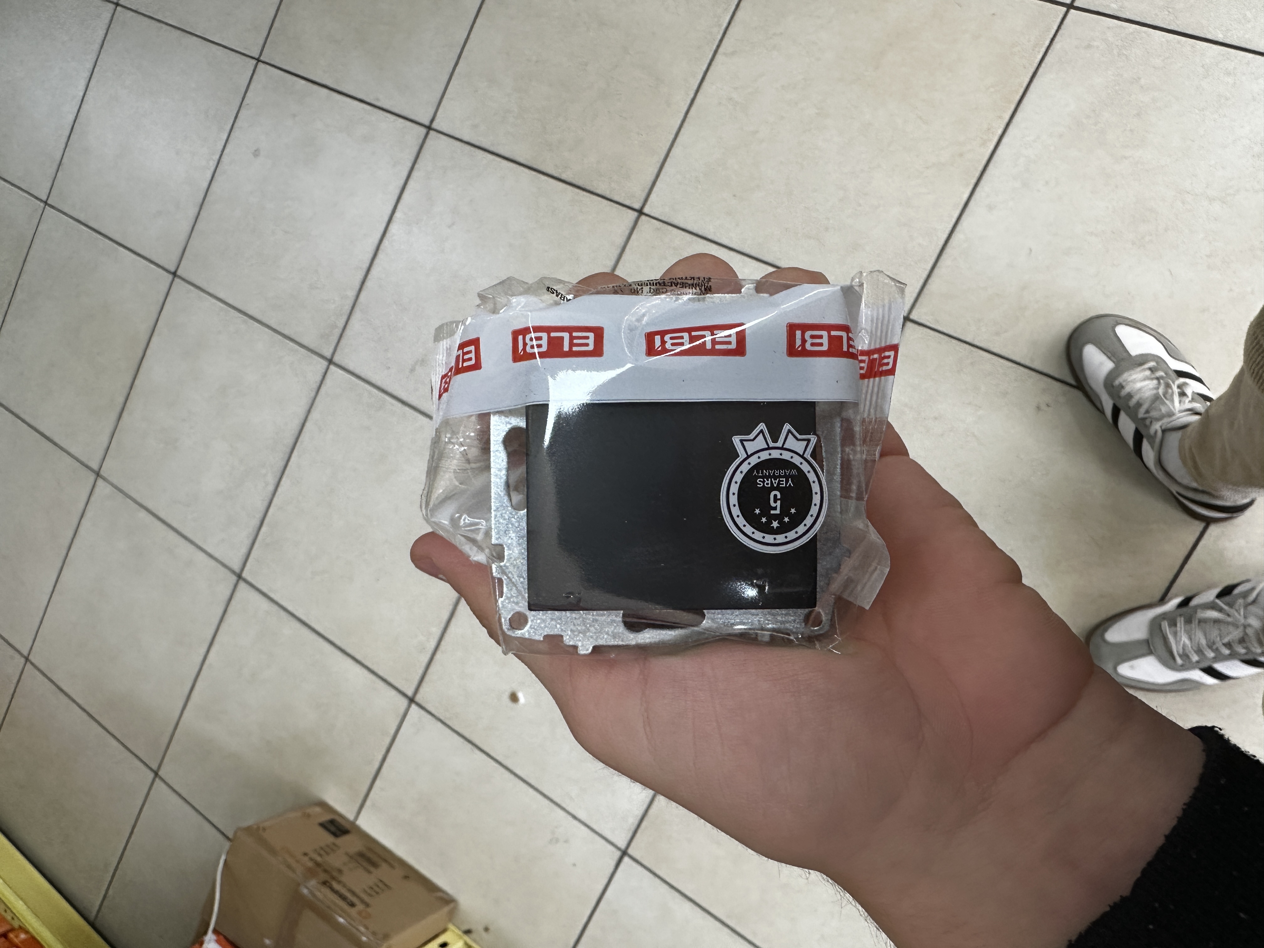 Intrerupator EL-BI-ZENA 609-014800-209 CAP SCARA(negru)