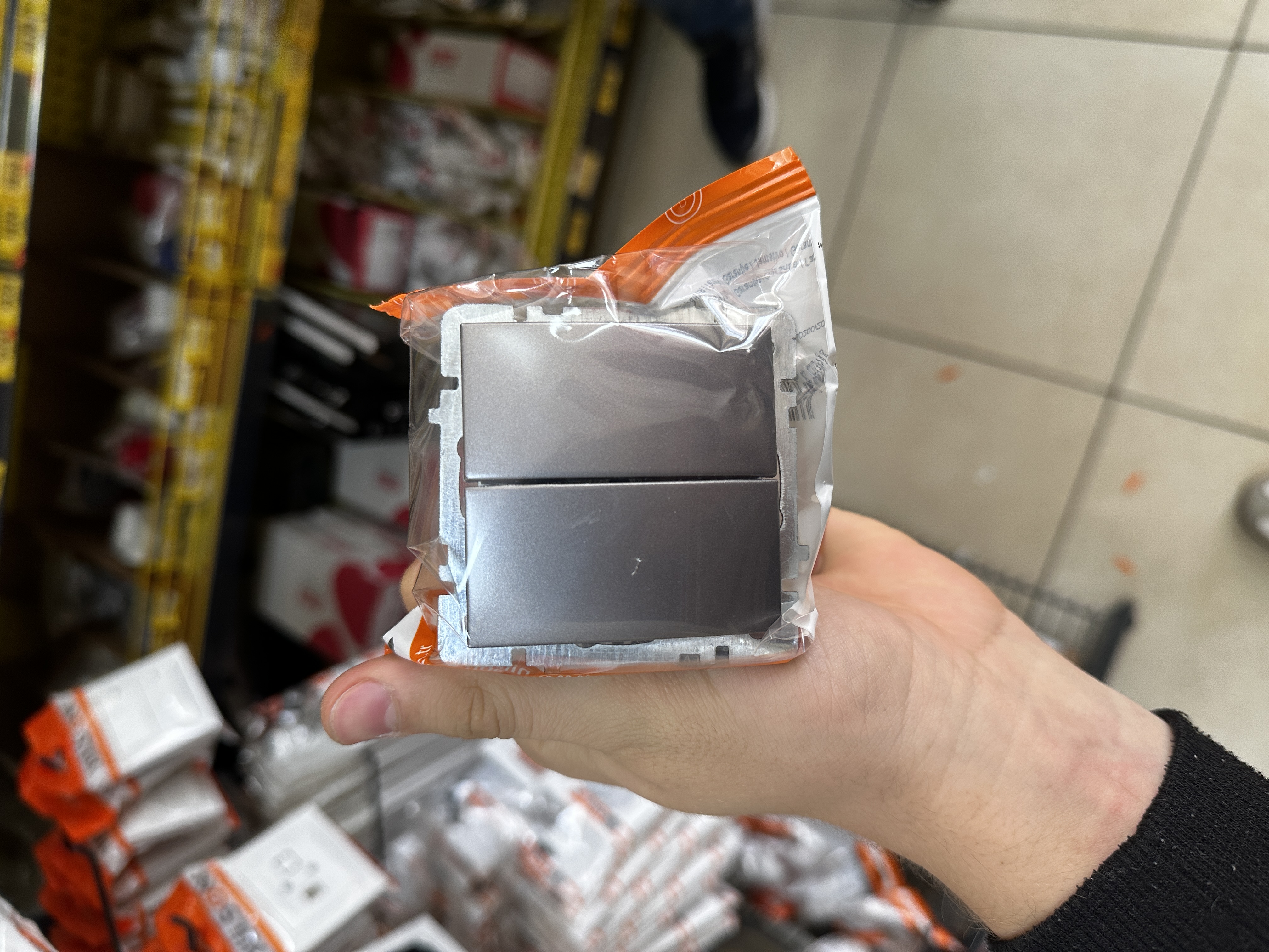 Intrerupator 2 MEX. negru/24160403 NILSON