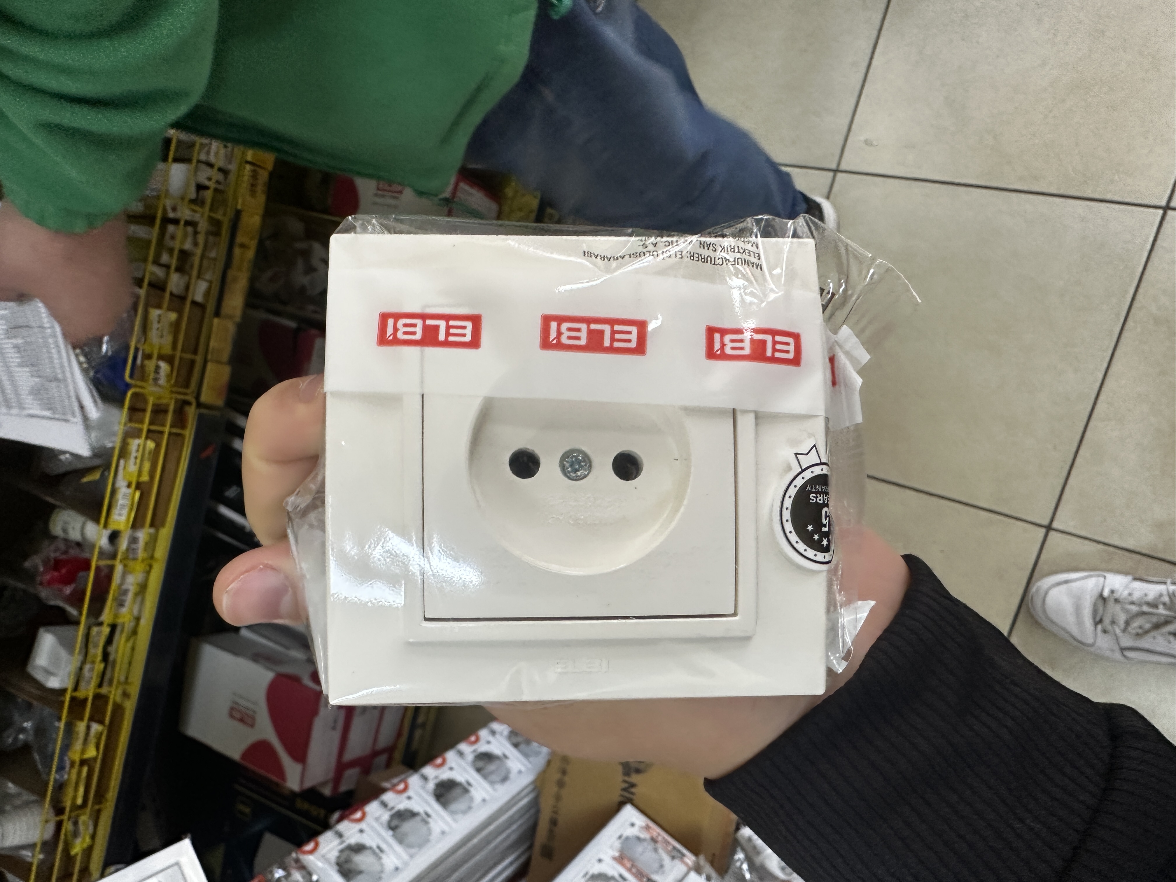 Priza alba 1L BZK 500 010200 215 Zena