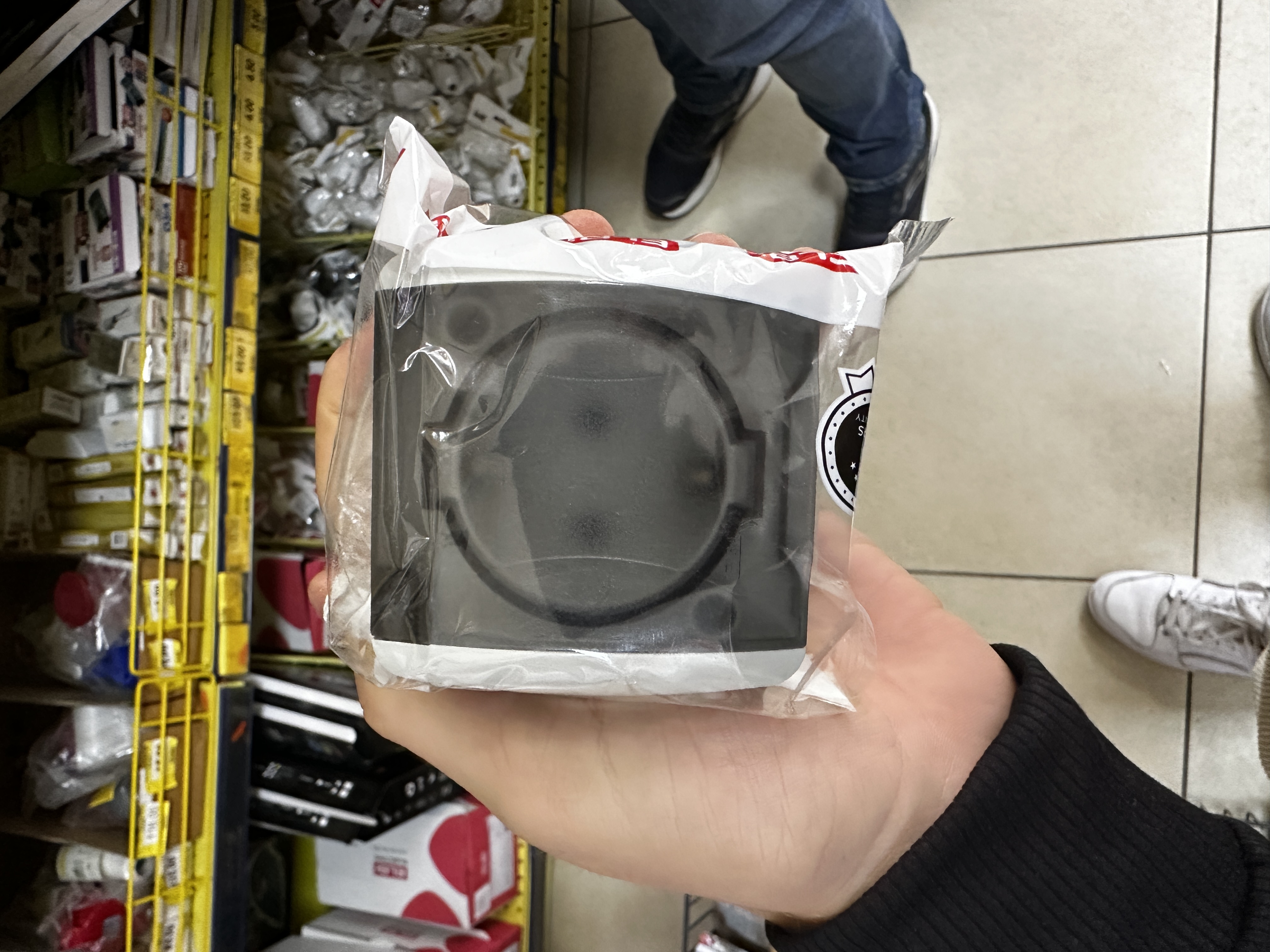 Priza alba cu capac ZK 554 011500 218 Eva